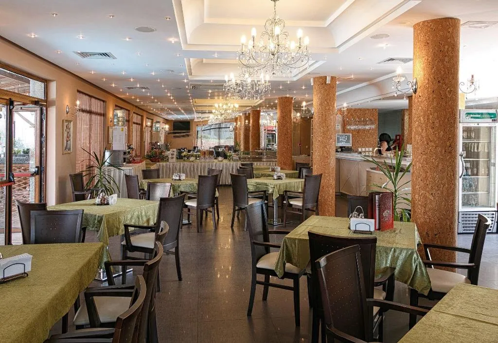 Restaurant, Alexandra Hotel, Bourgas