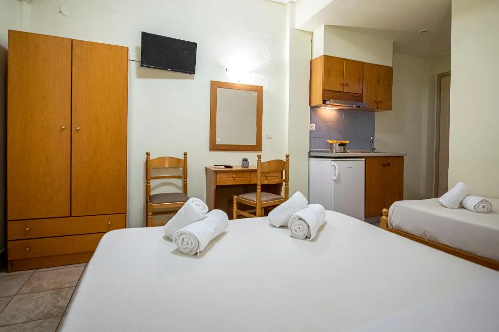 TRIPLE WITH BALCONY Room, Lucia Hotel Paralia, Thessaloniki