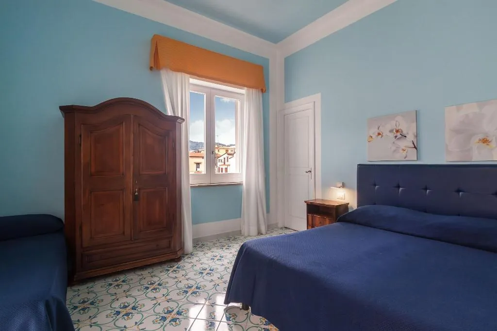 Room TWO BEDS Room, Hotel Mignon, Naples