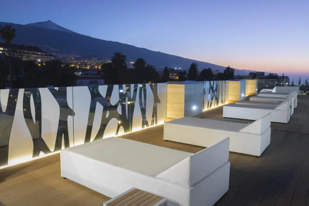 Terrace, Hotel Atlantic Mirage Suites & SPA, Tenerife