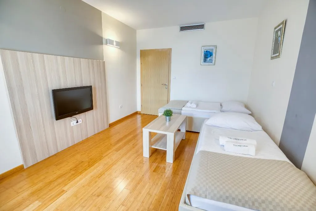 SUITE WITH BALCONY Room, Villa Miramar, Split