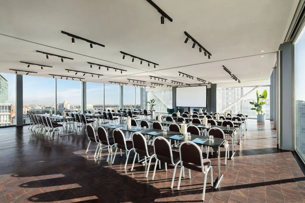 Conferences, Duo Milan Porta Nuova, A Tribute Portfolio Hote, Milan
