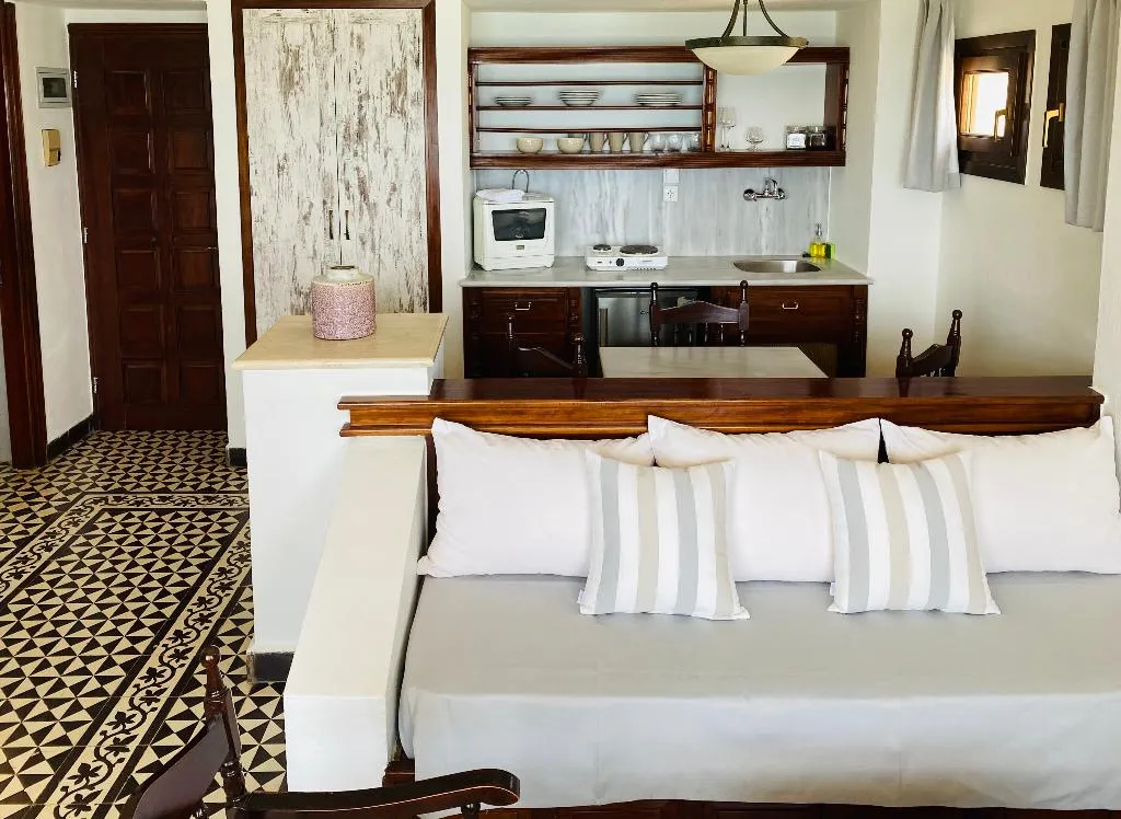 APARTMENT SEA VIEW CAPACITY 2 Room, Palazzo Arhontiko Apartments, Crete