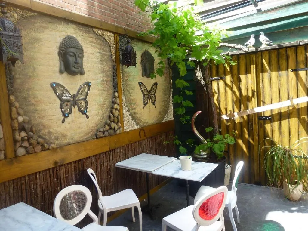 Terrace, Hotel Isis, Amsterdam