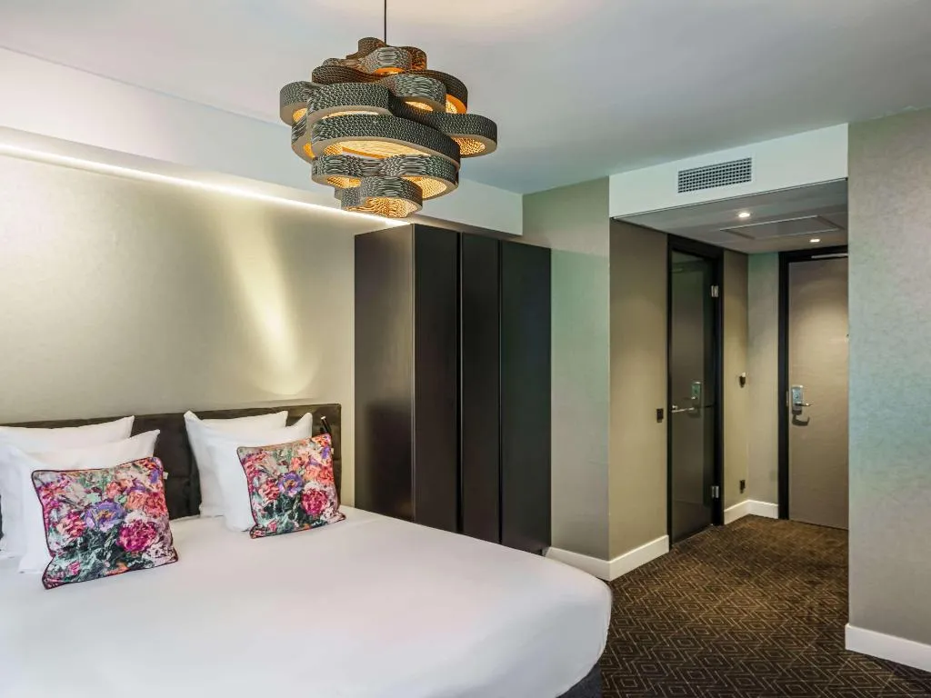 DOUBLE CLASSIC DOUBLE BED Room, Mercure Hotel Amsterdam Sloterdijk Station, Amsterdam