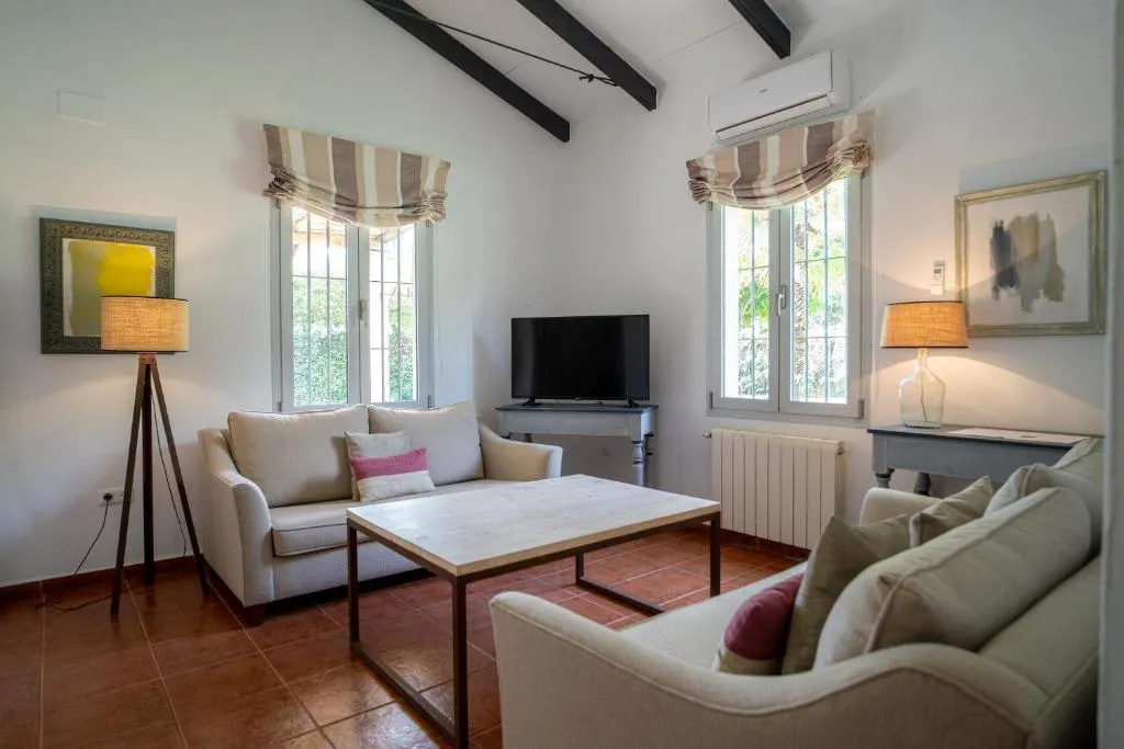 VILLA CAPACITY 4 TWO BEDROOMS Room, El Cortijo de los Mimbrales, Costa De La Luz