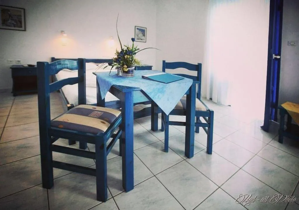 Room, Villa Happening, Santorini