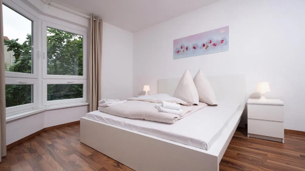 Room, Apartments am Brandenburger Tor, Berlin