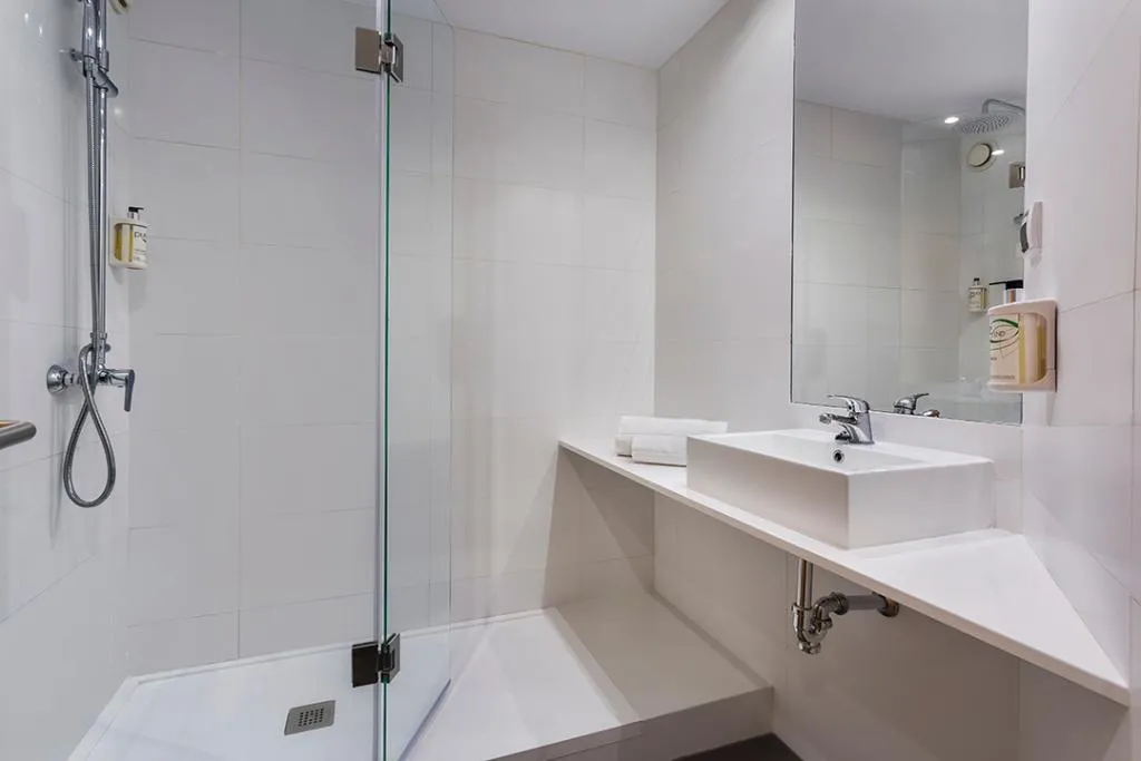 DOUBLE SUPERIOR Room, B&B Hotel Madrid Aeropuerto T1 T2 T3, Madrid