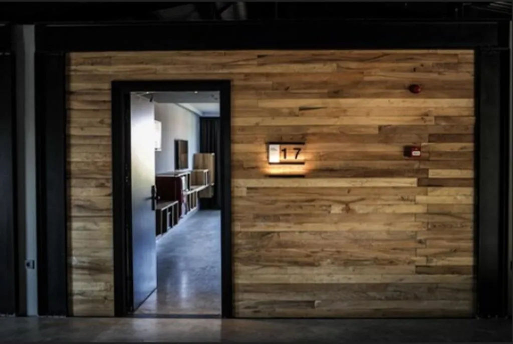 Room, Warehouse By The Stay, Izmir
