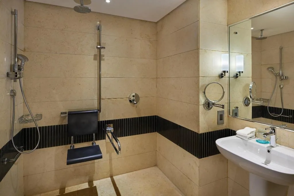 Room, Le Meridien Cairo Airport, Cairo