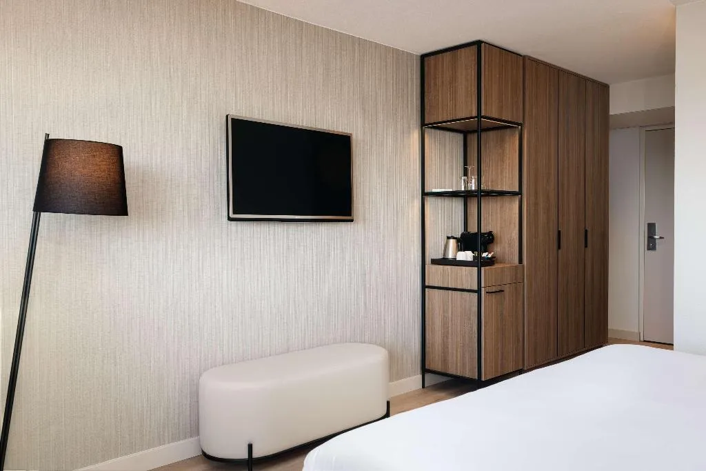 TWIN SUPERIOR Room, NH Groningen, Amsterdam