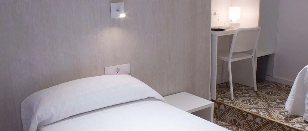 Room, Hostal Nova, Barcelona