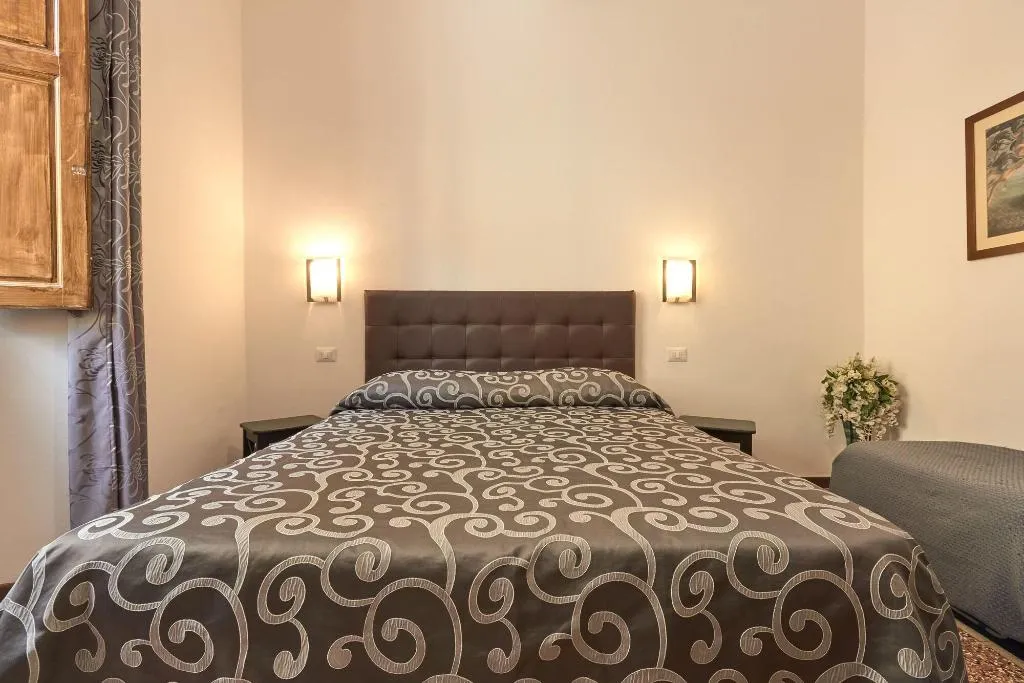 Room, Residenza Martin, Florence