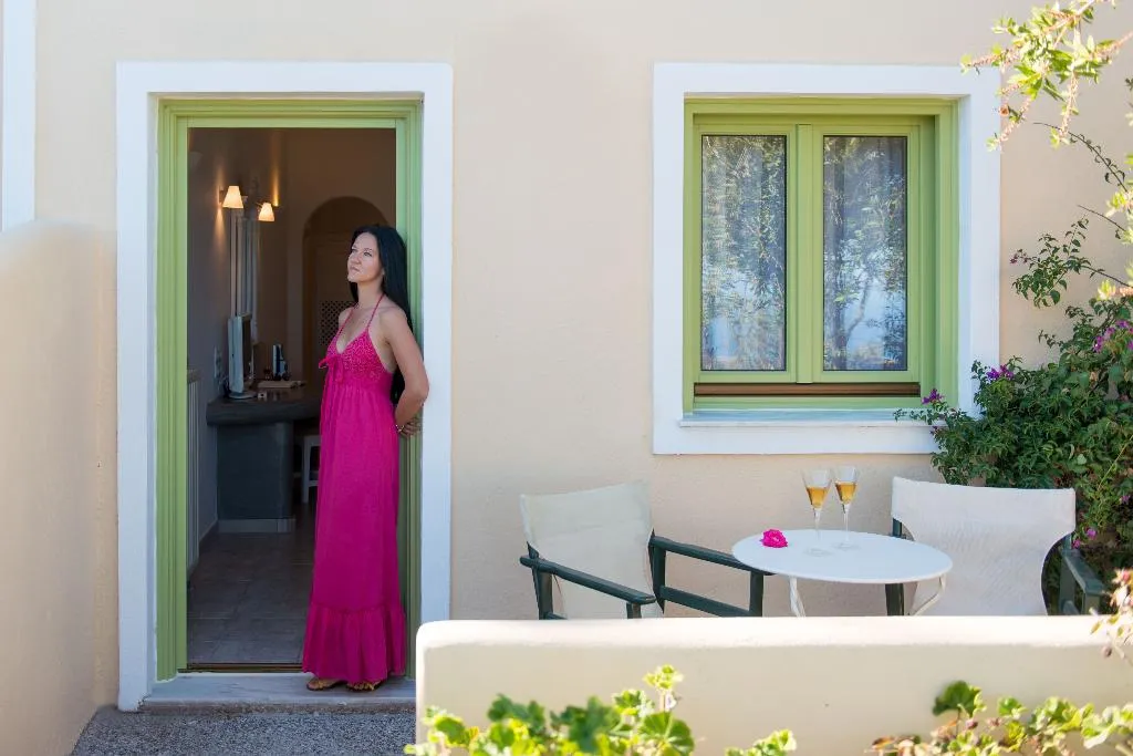 Terrace, Aelia by Eltheon, Santorini