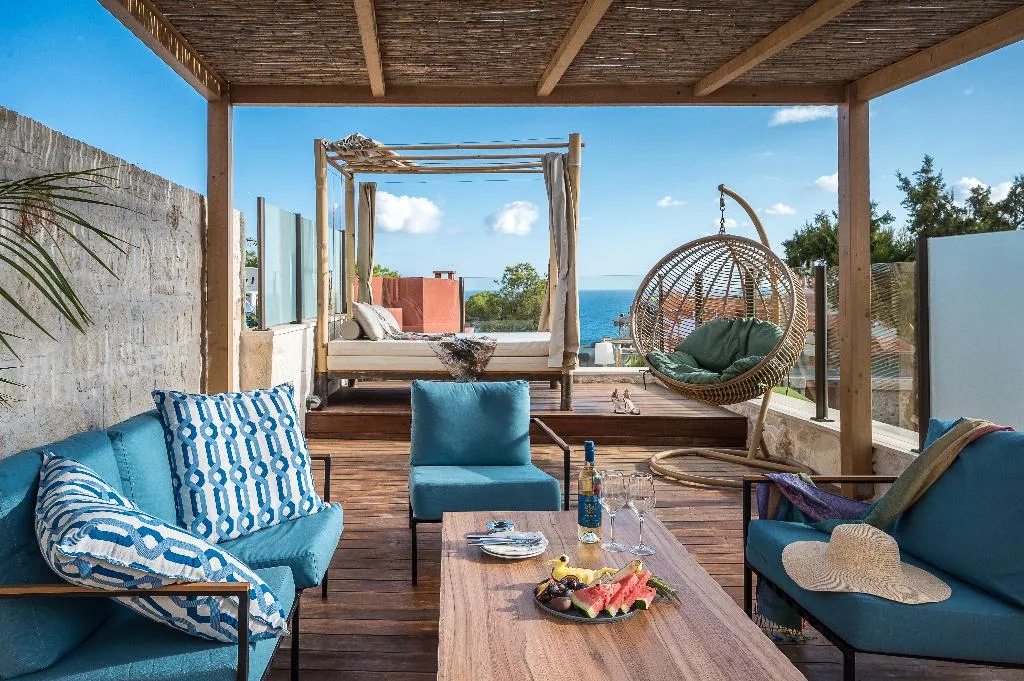 SUITE SEA VIEW WITH PRIVATE POOL Room, Esperides Resort Crete, Crete