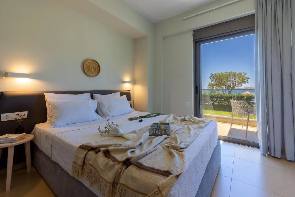 Room, Blue Horizon, Crete