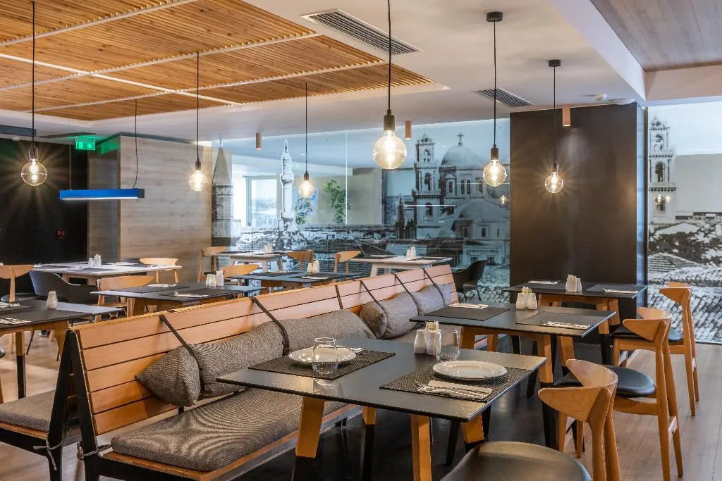 Restaurant, Ibis Styles Heraklion Central, Crete