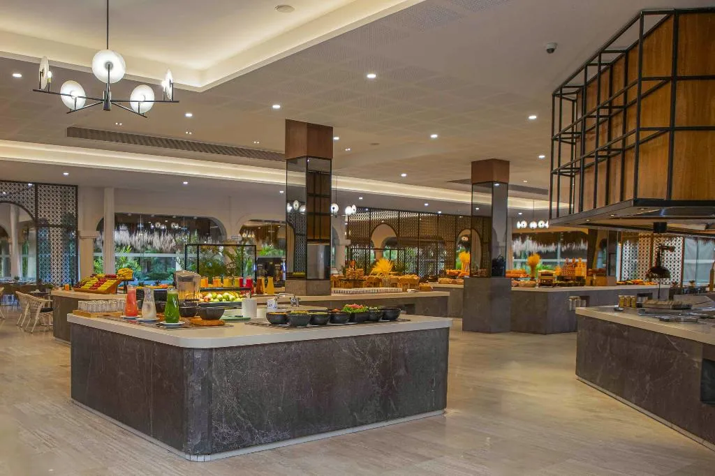 Restaurant, Grand Palladium Select White Sand Resort & Spa AI, Cancun Area