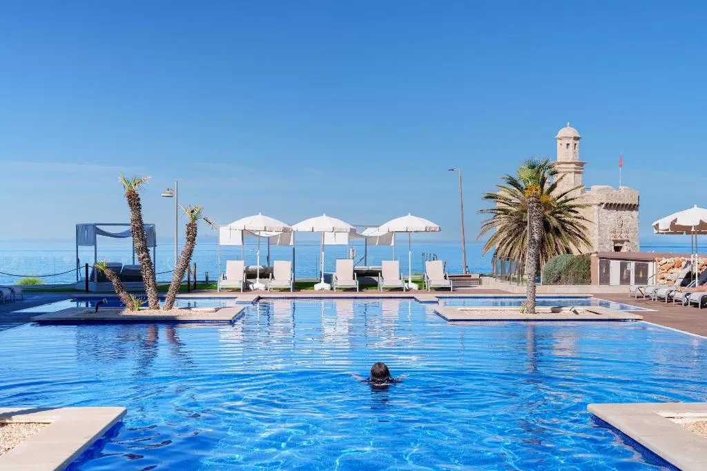 Pool, Caprice Skyline Aparthotel, Menorca