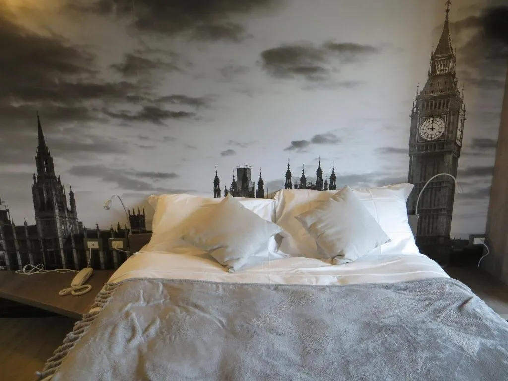 Room, Seven Rooms Milano, Milan