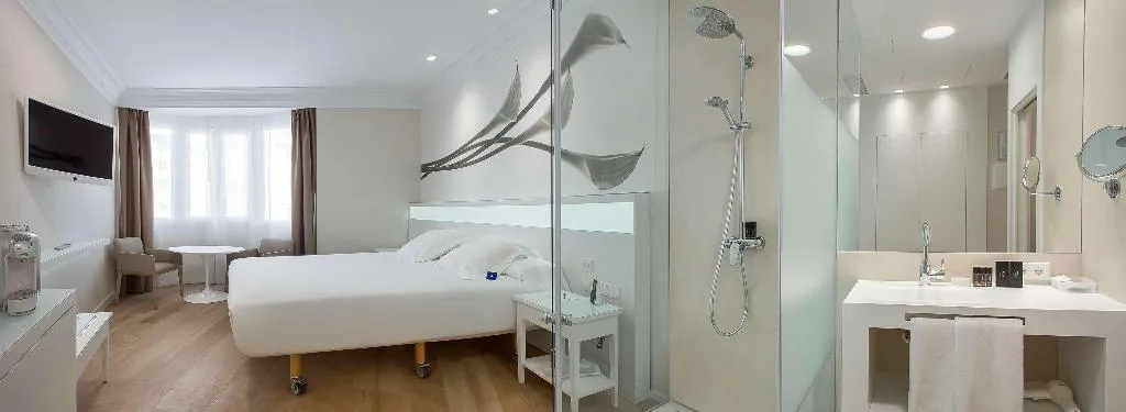 DOUBLE STANDARD Room, Melia Plaza, Valencia