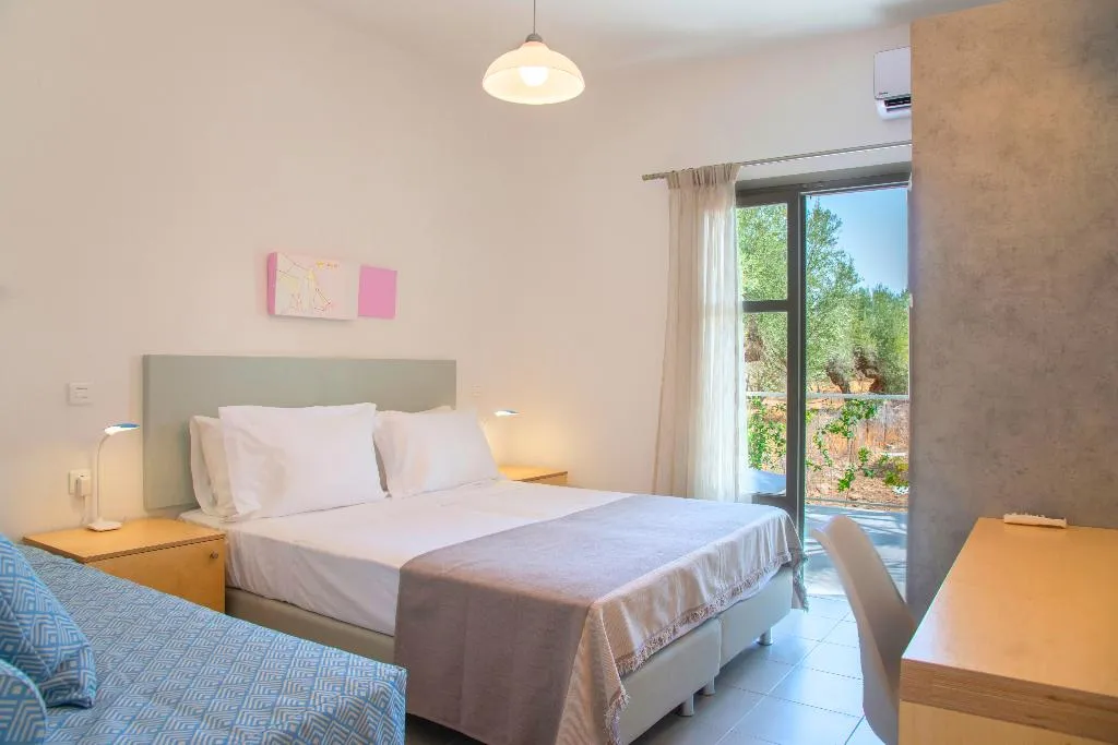 SUITE GRAND Room, Elounda Garden Suites, Crete