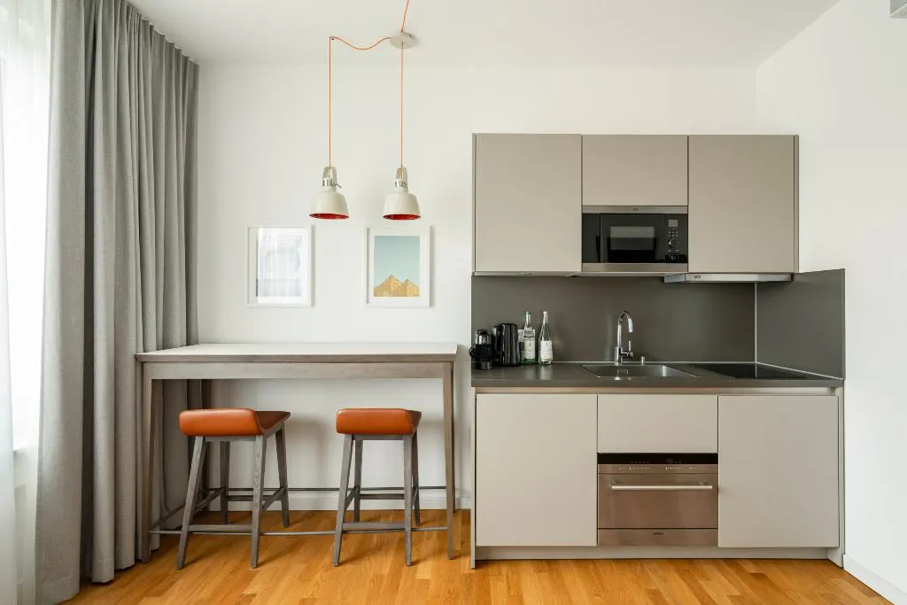 SUITE ONE BEDROOM ONE BATHROOM Room, High Park am Potsdamer Platz, Berlin