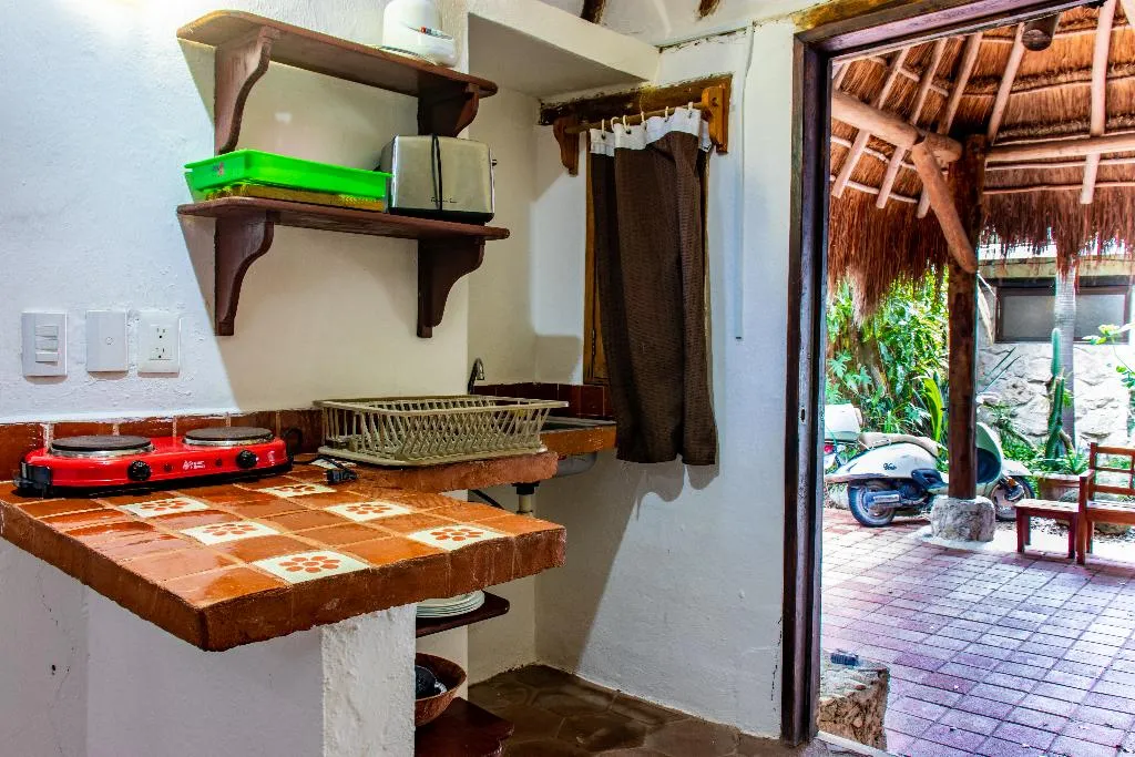 Cabin KING SIZE BED Room, Casaejido, Playa Del Carmen