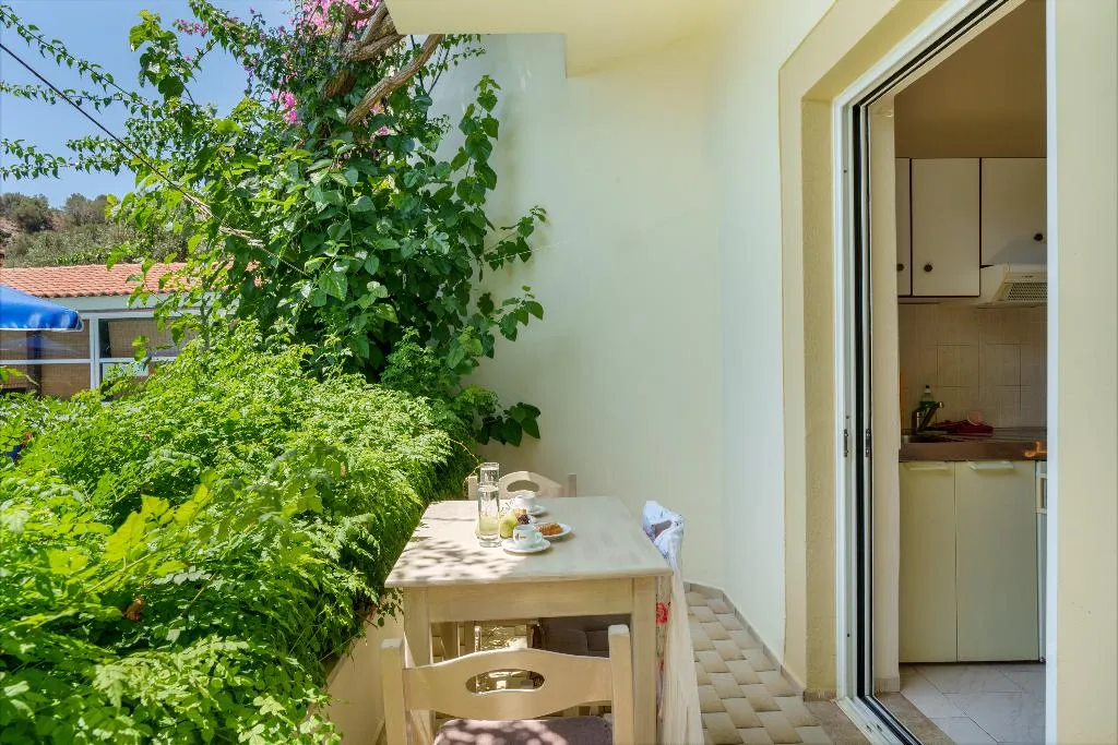 TRIPLE CAPACITY 3 Room, Sunrise Hotel & Apartments, Crete