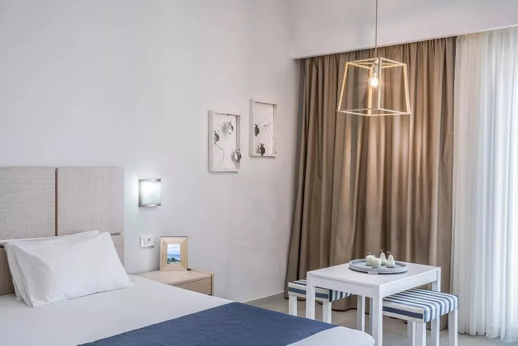 Room, Sea View Hotel & Apartments, Crete