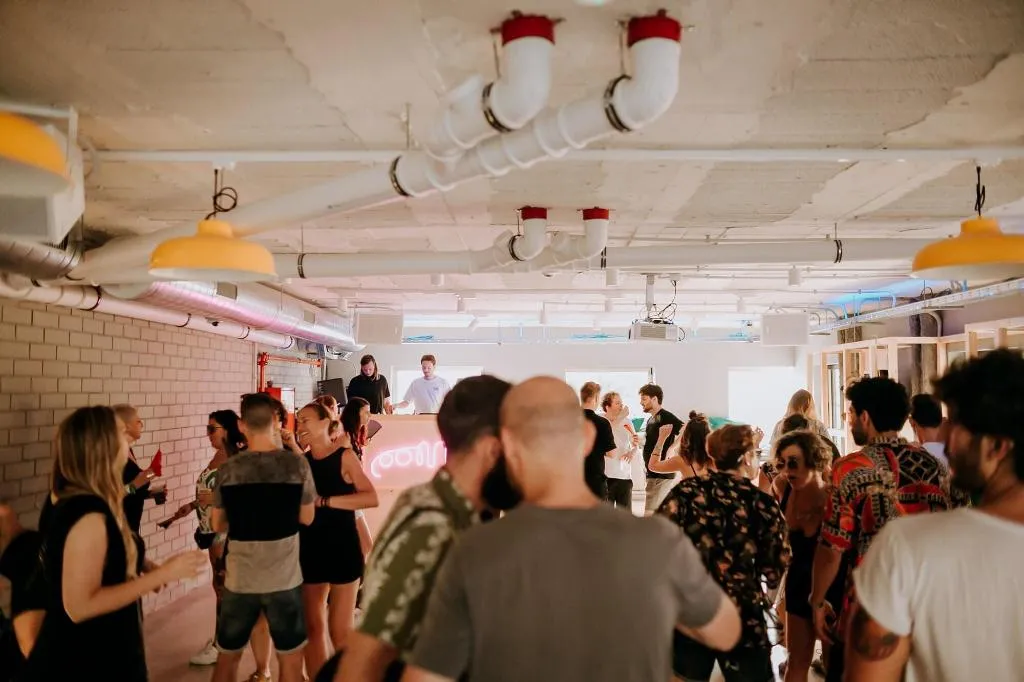 Sports and Entertainment, Unite Hostel Barcelona, Barcelona