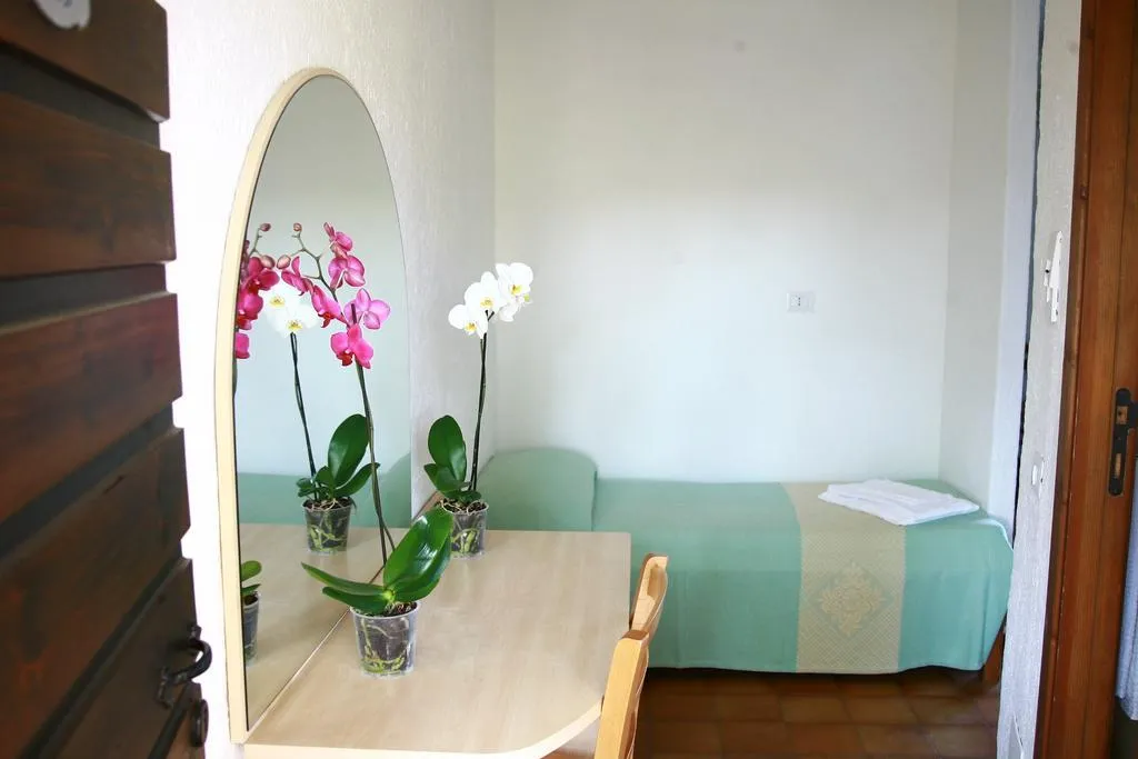 TRIPLE STANDARD Room, Mare Blue, Olbia