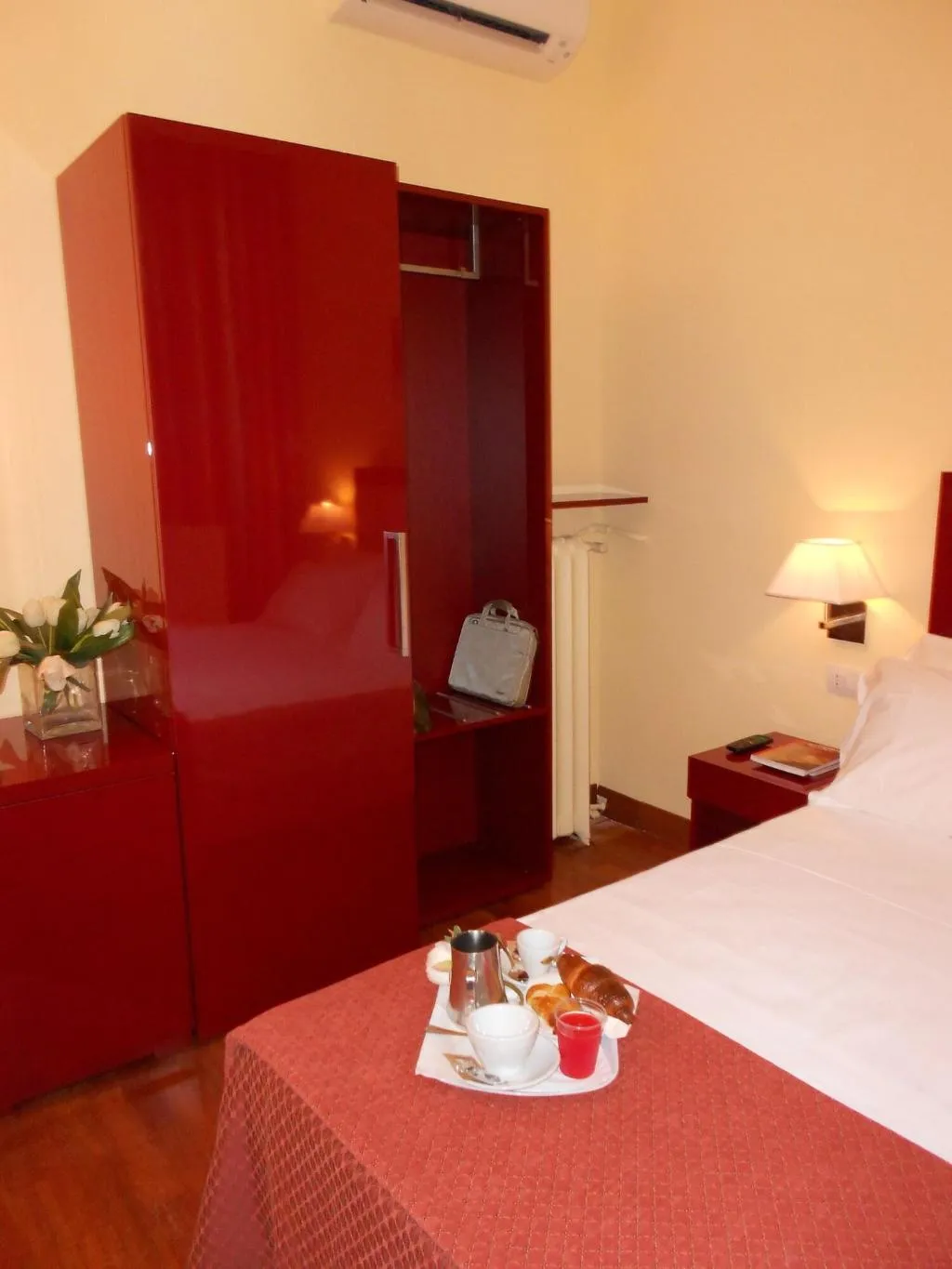 TWIN STANDARD Room, Minerva, Milan