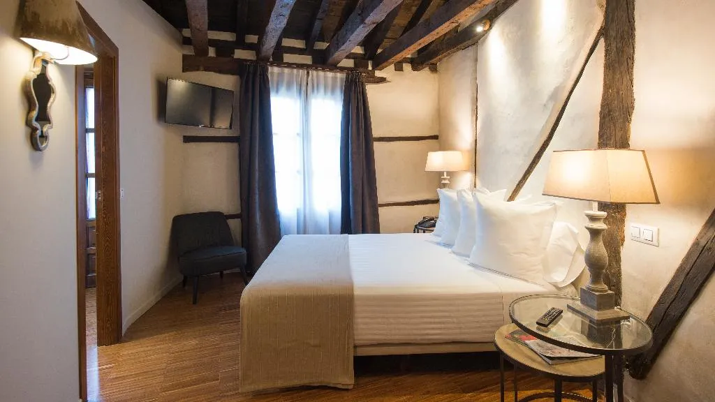 DOUBLE SINGLE USE STANDARD Room, Abad Toledo, Madrid