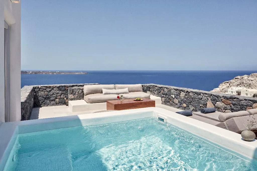 SUITE DELUXE Room, Canaves  Epitome, Santorini