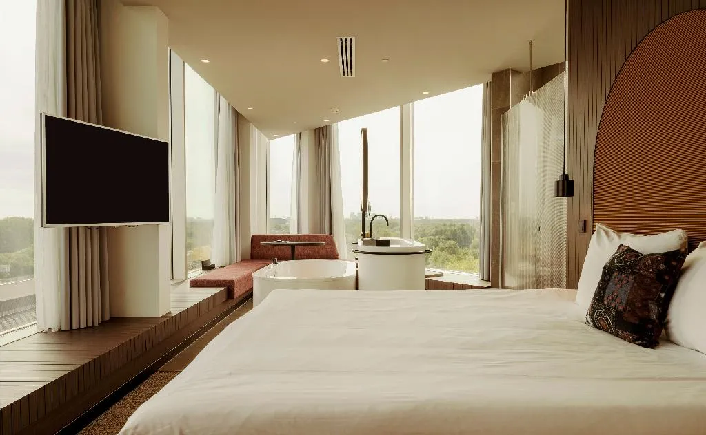 SUITE STANDARD Room, Van der Valk Hotel Amsterdam Zuidas, Amsterdam