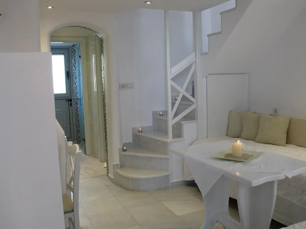 General view, Merovigliosso Studios and Apts., Santorini