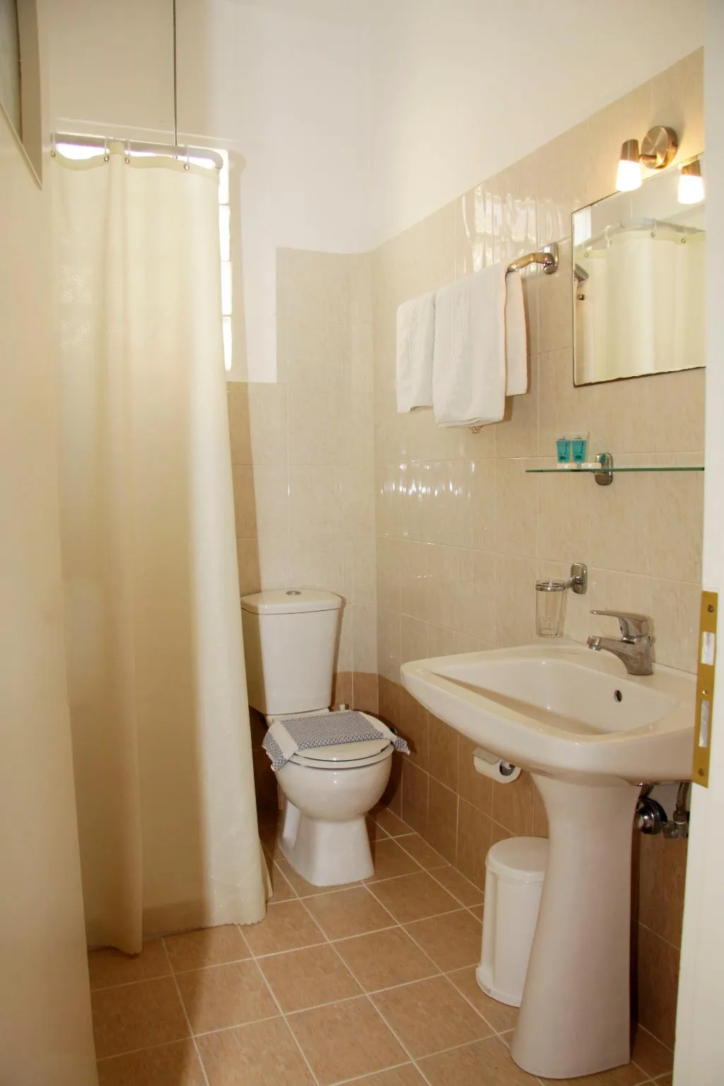Double or Twin STANDARD Room, Golden Beach, Athens