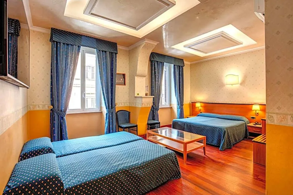 QUADRUPLE STANDARD Room, Verona Rome, Rome