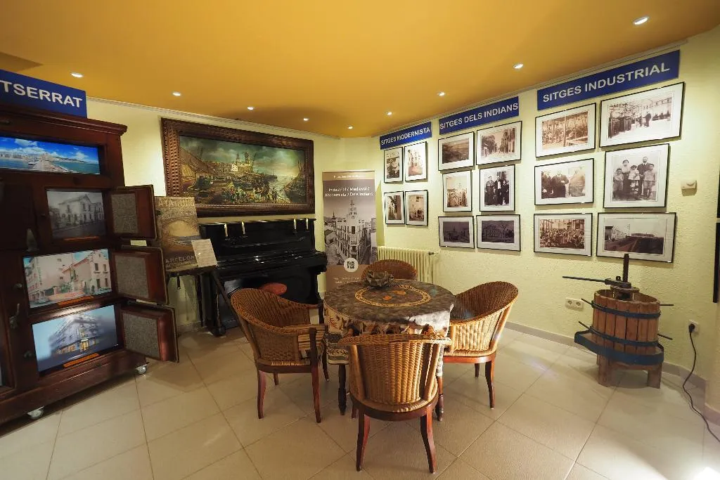 Lobby, Montserrat, Costa Brava