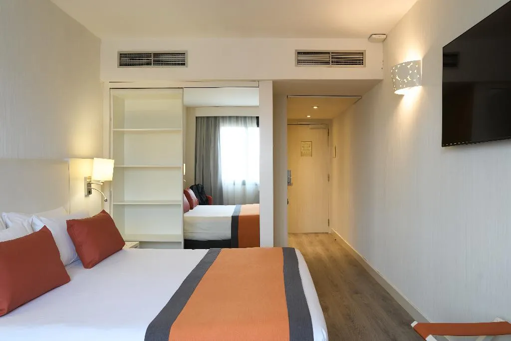 DOUBLE SINGLE USE PREMIUM Room, Catalonia Sabadell, Barcelona
