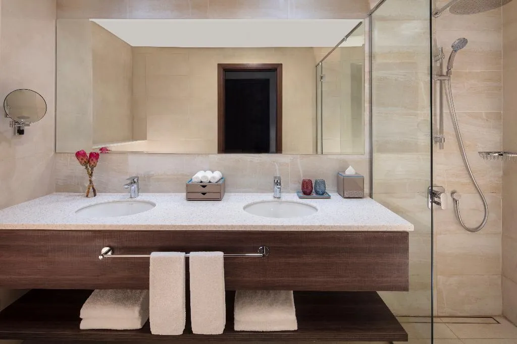 APARTMENT ONE BEDROOM Room, Avani Plus Palm View Dubai Hotel and Suites, Dubai