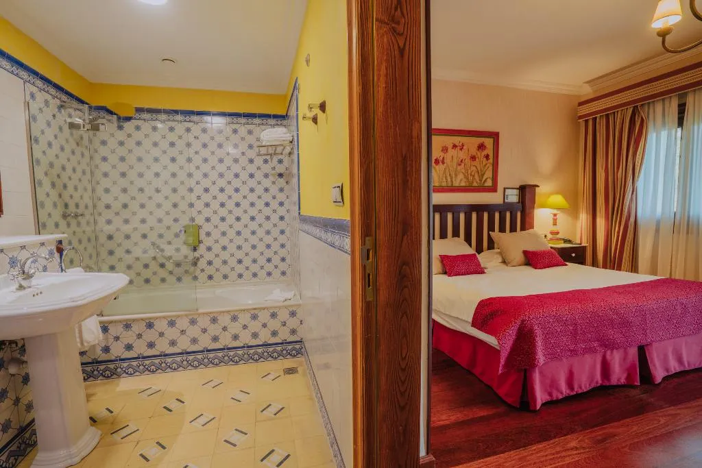 Double or Twin SUPERIOR MOUNTAIN VIEW Room, Spa Villalba, Tenerife
