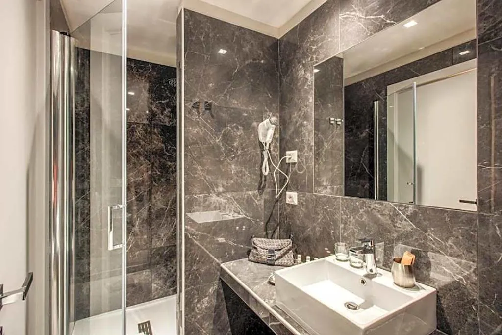 DOUBLE QUEEN SIZE BED Room, Hotel 55 Fiftyfive, Rome