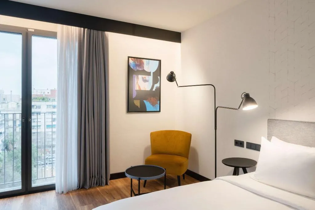 TWIN PREMIUM Room, Radisson Blu 1882 Hotel, Barcelona Sagrada Familia, Barcelona
