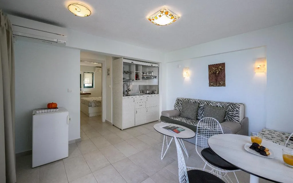 APARTMENT STANDARD Room, Elpiniki Luxury Apartments, Thessaloniki