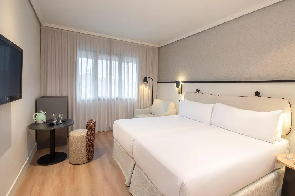 DOUBLE STANDARD Room, Madrid Alameda Aeropuerto Affiliated By Melia, Madrid