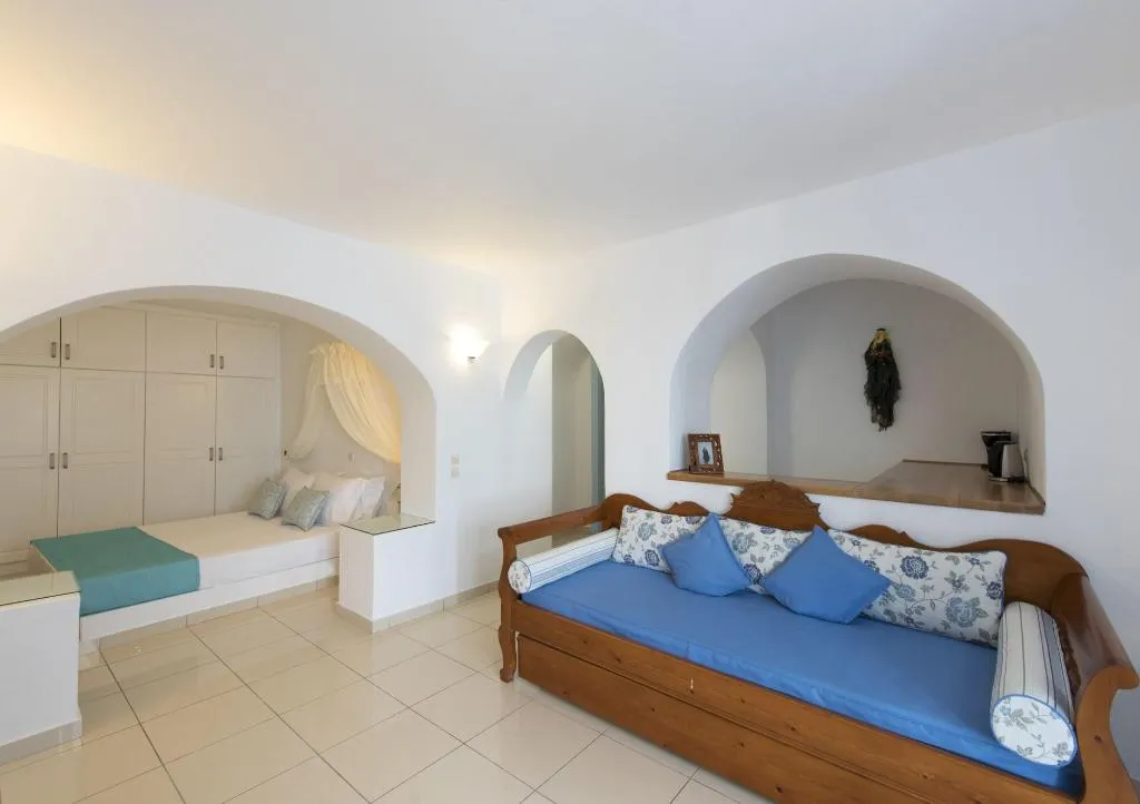 Room, Kastro Suites, Santorini