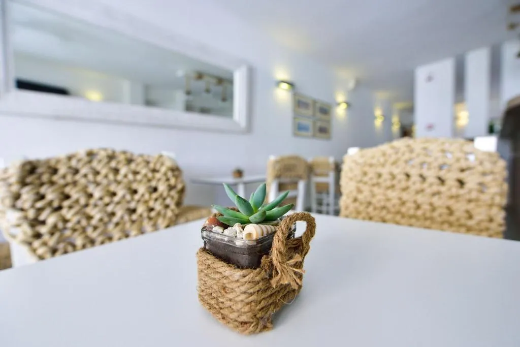 Bar, Kalidon Beach Hotel, Samos